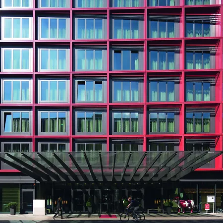 ホテル Moevenpick Frankfurt Messe 4*