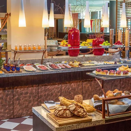 Otel Moevenpick Frankfurt Messe 4*