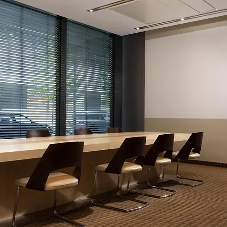 Moevenpick Frankfurt Messe 4* 프랑크푸르트